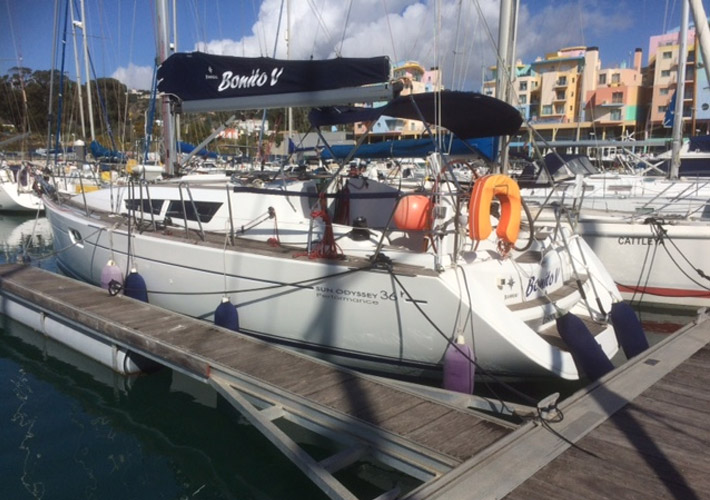 Bonito V, Jeanneau 36i Performance boat share scheme